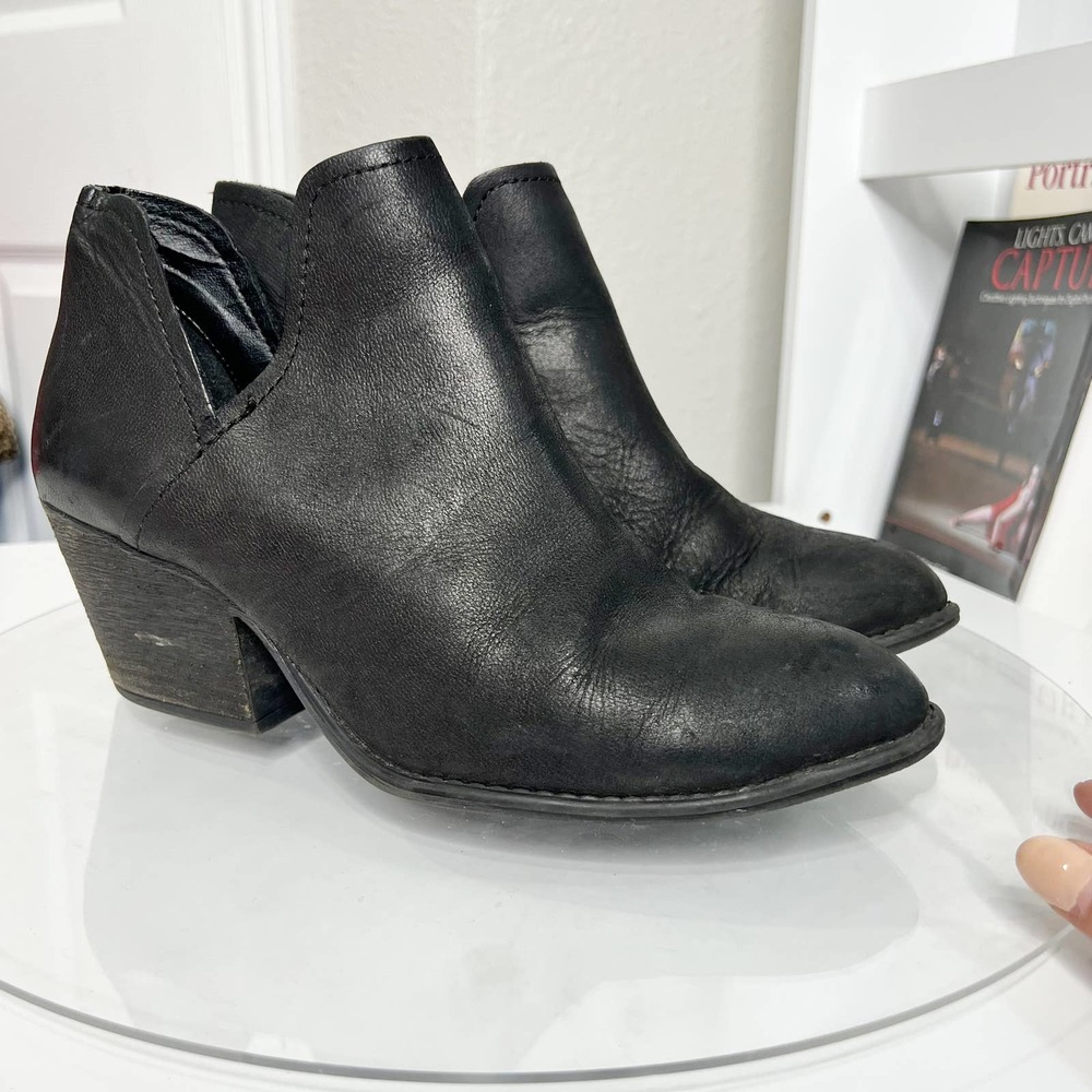 Steve Madden Arcadia Booties Black Leather Ankle Booties Size 10